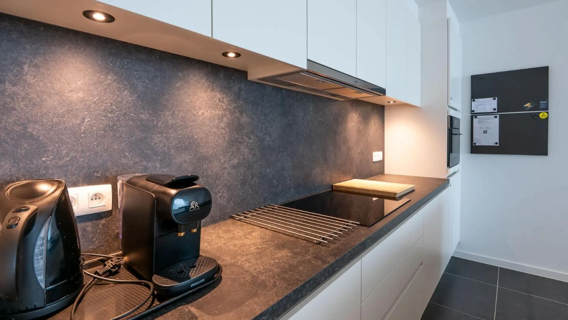 New Apartment Close To The Beach With Garage Ostend Belgium
