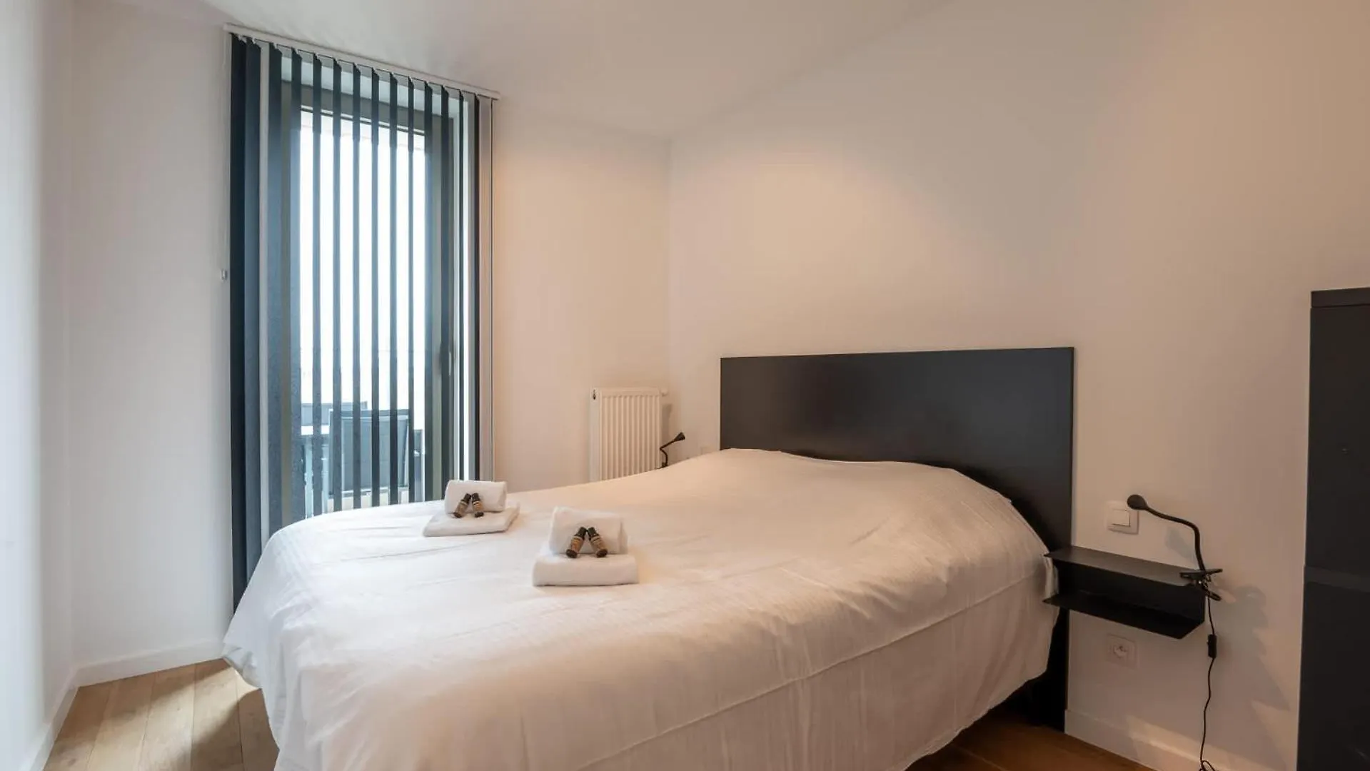 New Apartment Close To The Beach With Garage Ostend