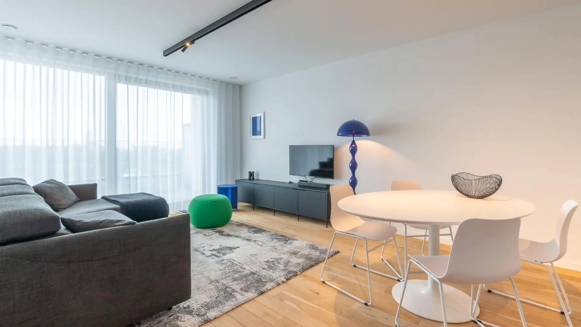 New Apartment Close To The Beach With Garage Ostend