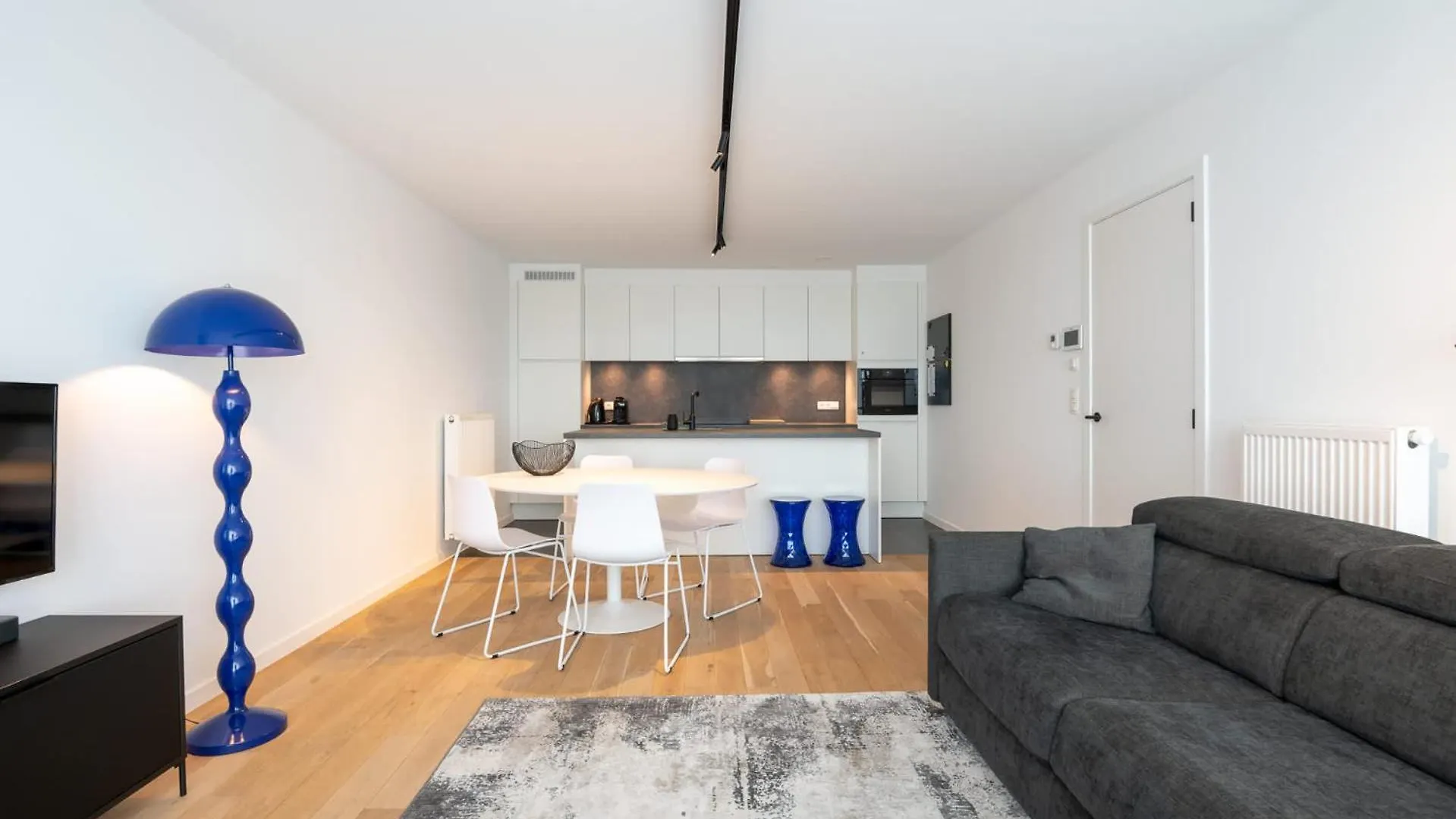 New Apartment Close To The Beach With Garage Ostend